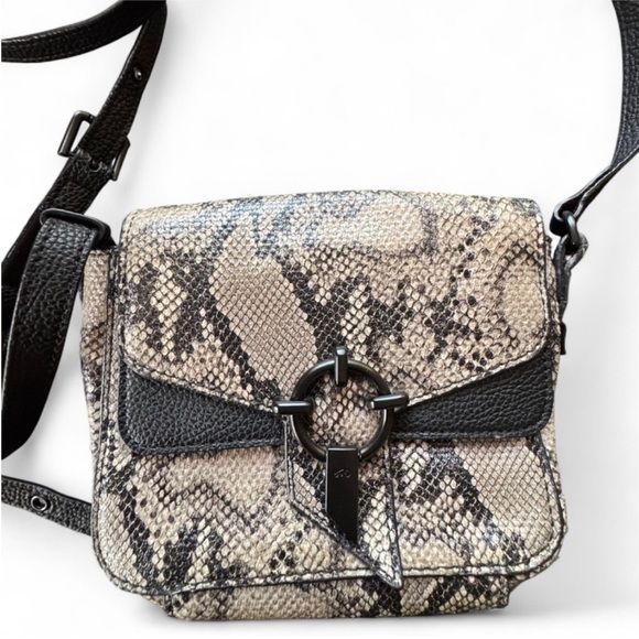 Foley & Corinna Skyline Bandit Juli Crossbody Bag - Picture 1 of 6